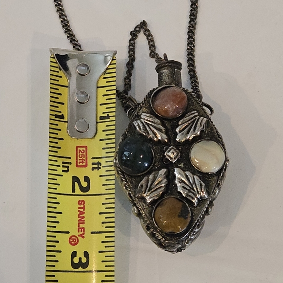 Vintage Snuff Necklace Bottle W/ Spoon Stones On Chain Perfume Unique - Picture 6 of 9